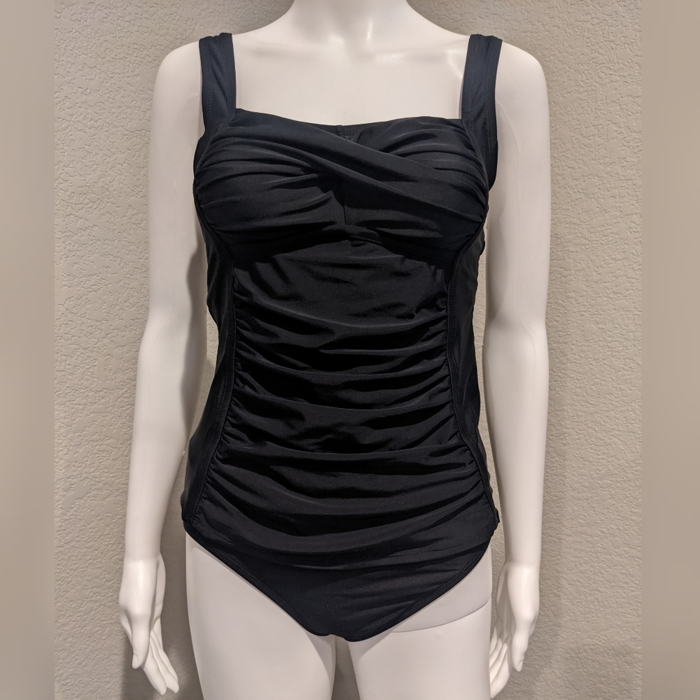 EUC M tankini black ruched